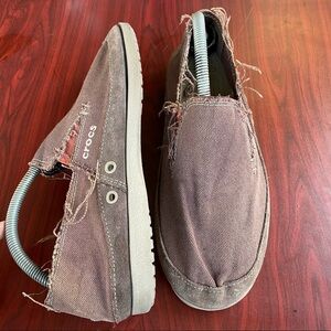 Crocs men’s canvas loafers shoes size 9